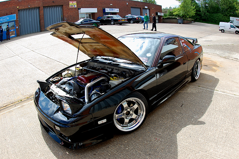 This page shows the stock specifications of the Nissan 180sx